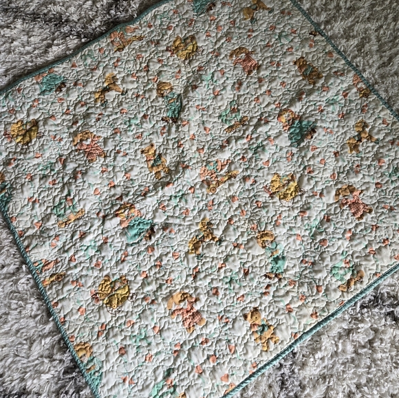Vintage Baby Blanket Quilt - Picture 8 of 10